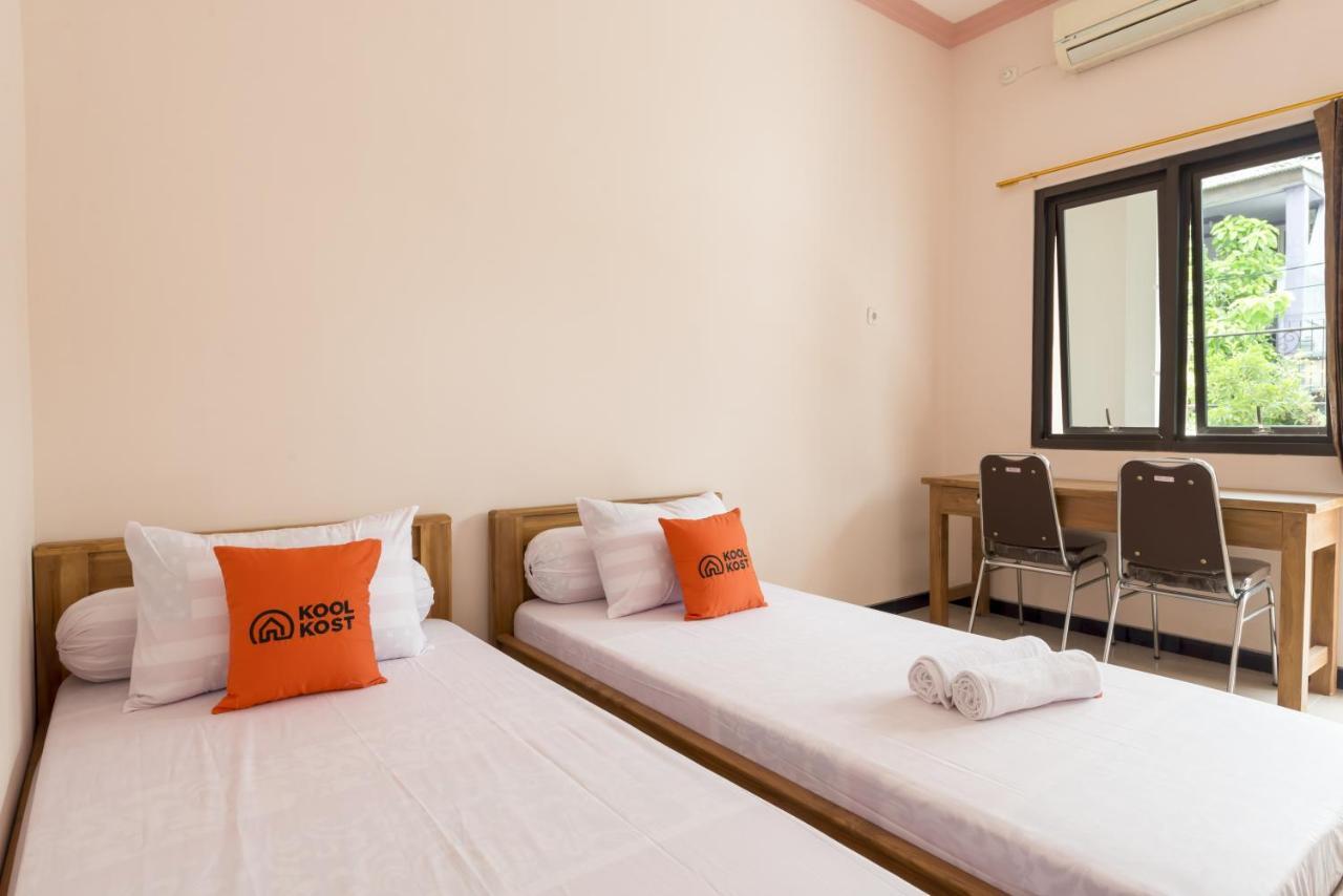 Koolkost Syariah Near Upn Veteran Hotel Medokanayu Kültér fotó